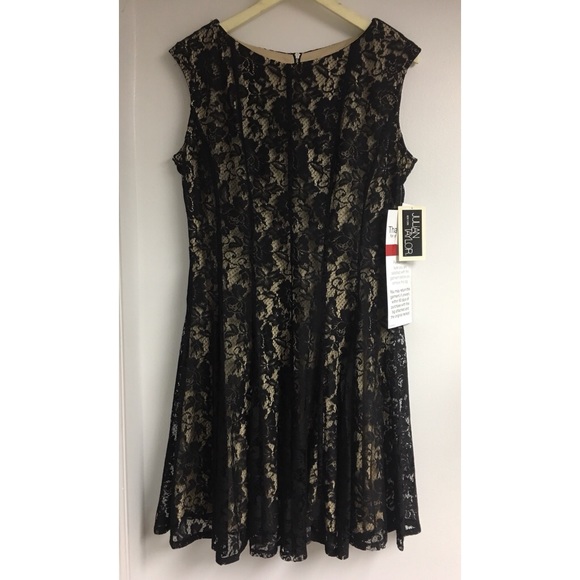 Julian Taylor New York Dresses & Skirts - JULIAN TAYLOR // Lace Cocktail Dress NWT